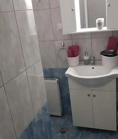 Studio In The Center Volos