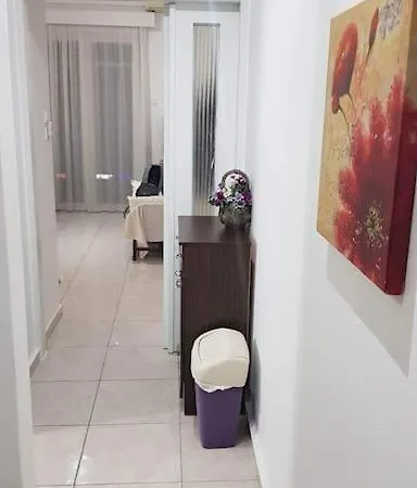 Studio In The Center *